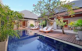 Wolas Villa Bali